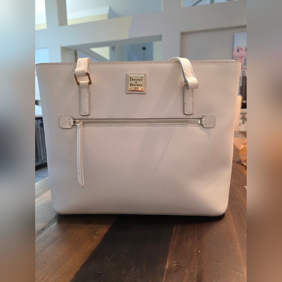 DOONEY & BOURKE SEFFIANO LEATHER COLLECTION LARGE SHOPPER TOTE BAG- NWOT - Picture 2 of 11